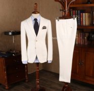 男士西裝，選擇定制好還是成衣好