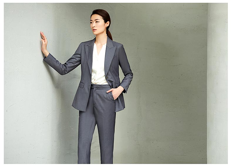 女款灰色兩?？畚鞣D片